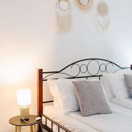 La Maison Blanche Hotel Alba Iulia Ngoại thất bức ảnh
