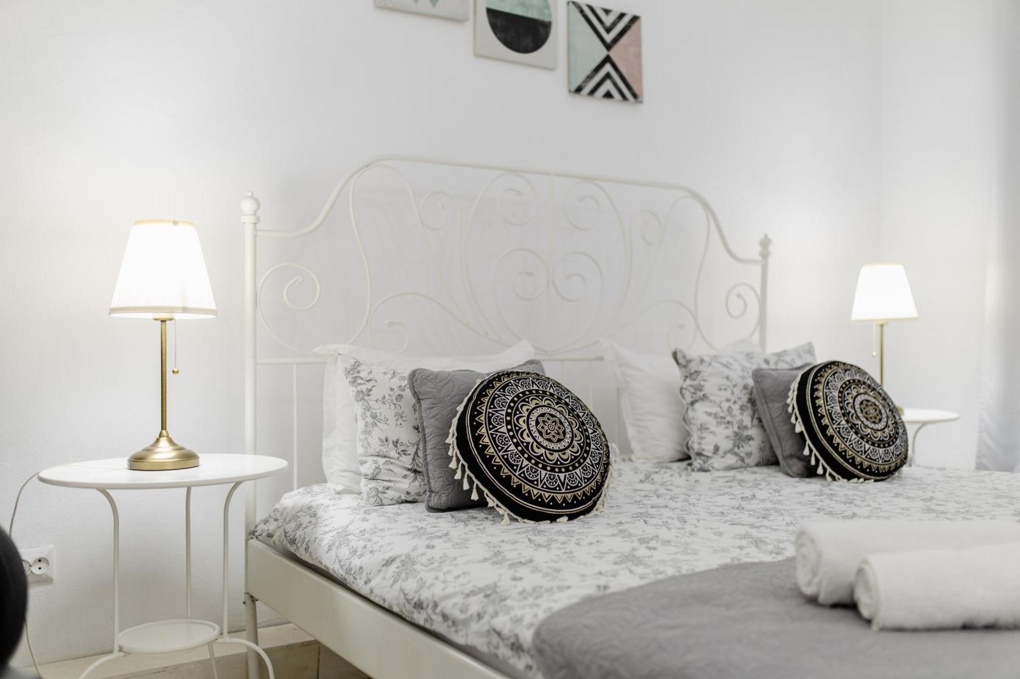 La Maison Blanche Hotel Alba Iulia Ngoại thất bức ảnh